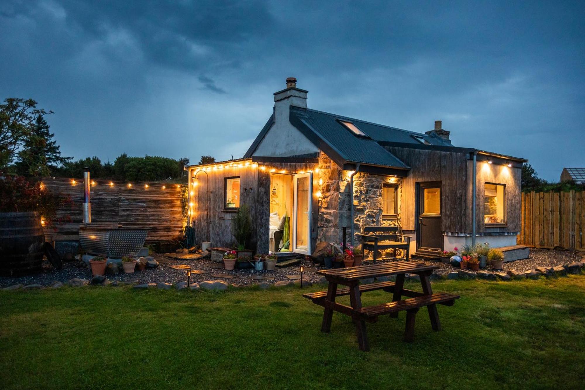 Jura, Mrs Leonard'S Cottage Craighouse ภายนอก รูปภาพ