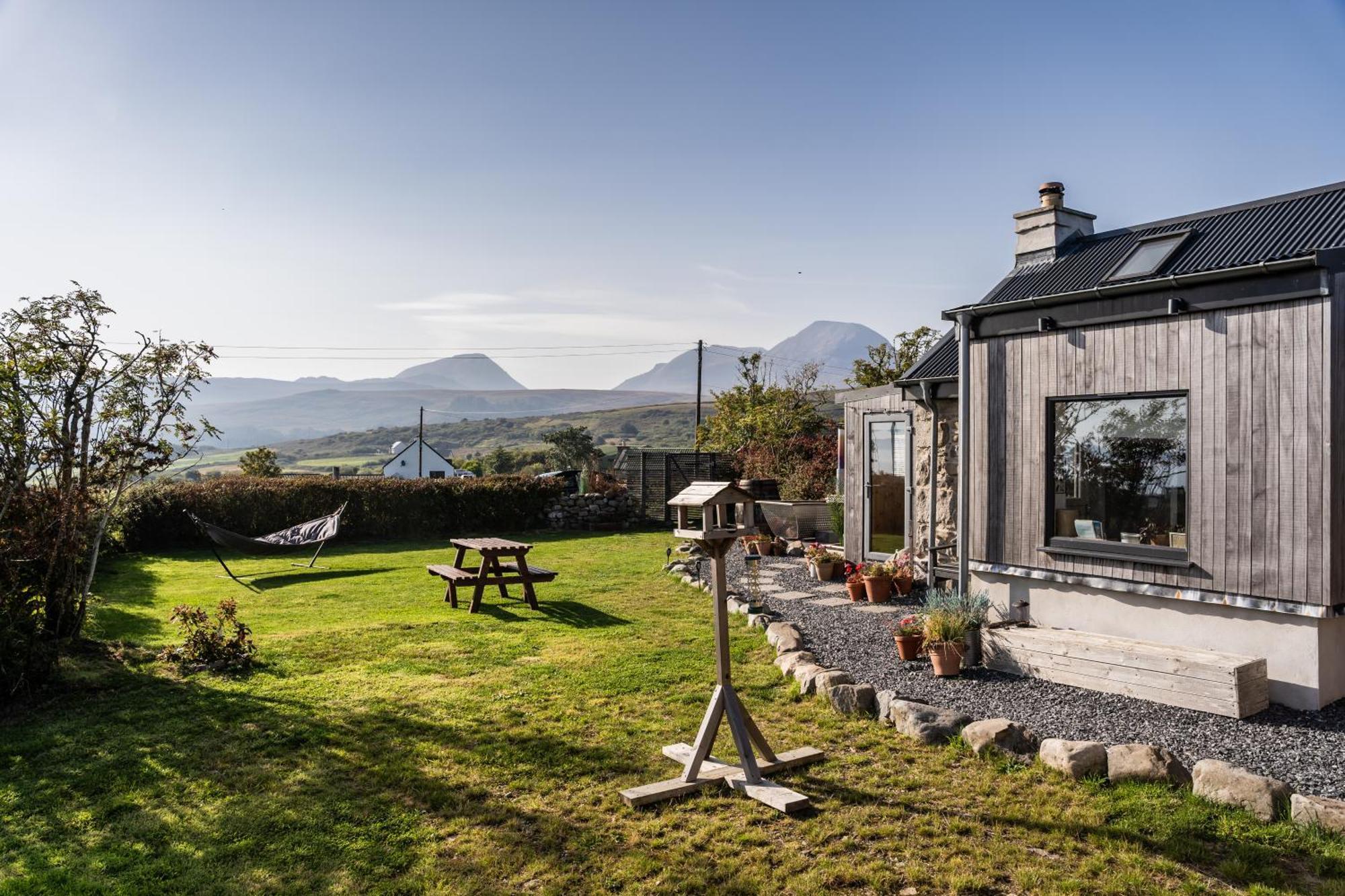 Jura, Mrs Leonard'S Cottage Craighouse ภายนอก รูปภาพ